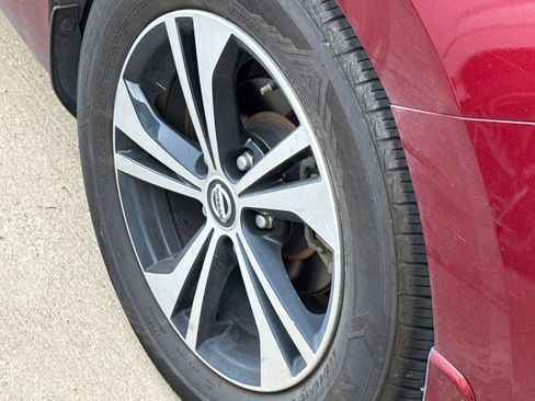 Used 2021 Nissan Sentra SV FWD image 8