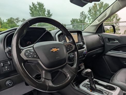 Used 2020 Chevrolet Colorado LT w/ Colorado RST Special Edition AWD/4WD image 27
