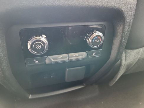 New 2026 GMC Acadia Denali w/ Super Cruise Package image 9