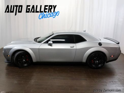 Used 2021 Dodge Challenger SRT Hellcat image 12