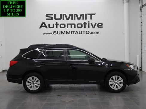 Used 2019 Subaru Outback 2.5i Premium image 1