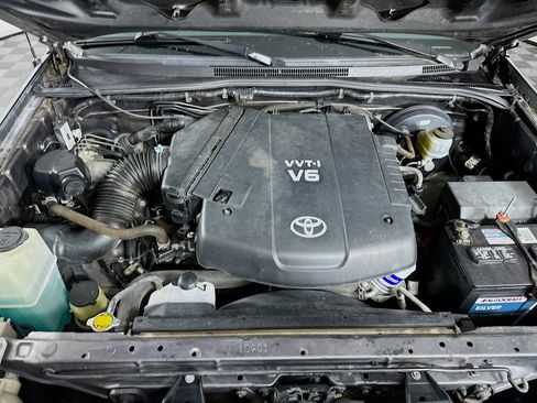 Used 2012 Toyota Tacoma 4x4 Double Cab w/ TRD Sport Pkg image 30