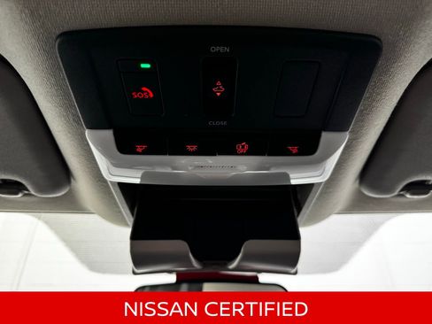 Certified 2025 Nissan Sentra SR w/ SR Premium Package image 31