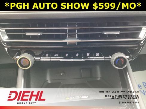 New 2025 Chevrolet Traverse LT w/ LPO, Illumination Package image 39