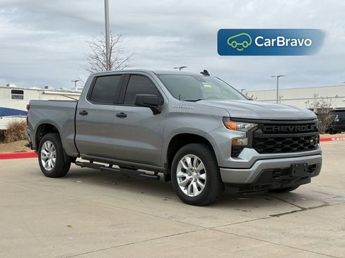 Used 2023 Chevrolet Silverado 1500 Custom image 1