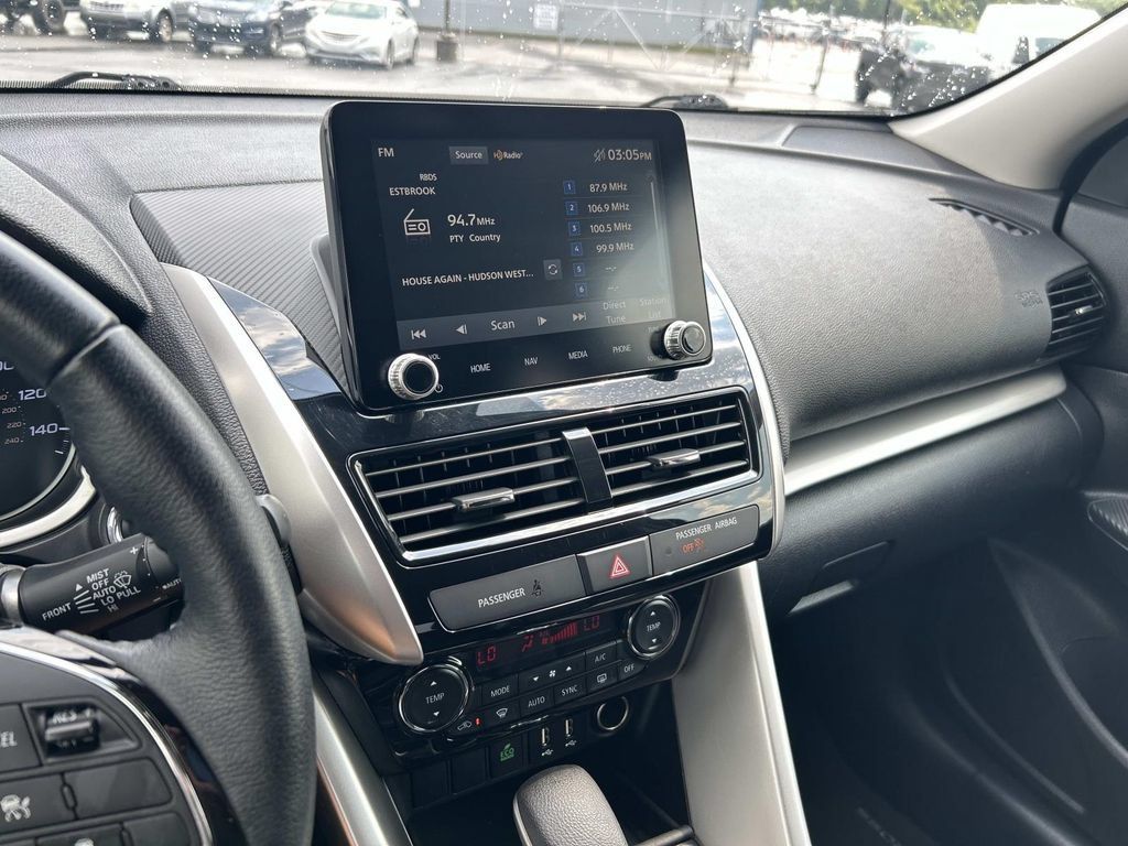 Used 2024 Mitsubishi Eclipse Cross SE AWD/4WD image 28