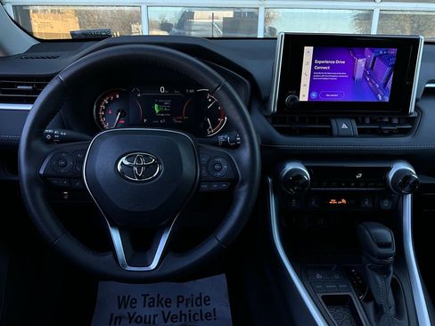 Used 2025 Toyota RAV4 XLE w/ Weather Package image 14