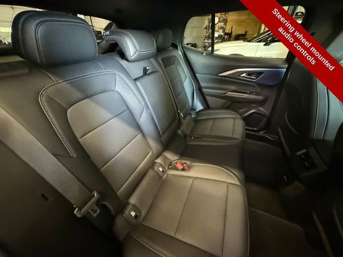 Used 2024 Chevrolet Equinox EV LT FWD image 41
