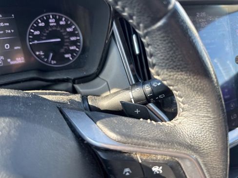 Used 2020 Subaru Outback Premium image 22