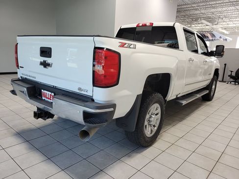 Used 2019 Chevrolet Silverado 2500 LTZ w/ Duramax Plus Package AWD/4WD image 11