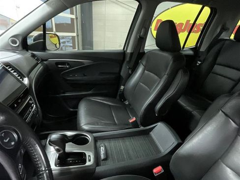 Used 2017 Honda Ridgeline RTL-T image 12