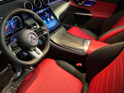 New 2026 Mercedes-Benz GLC 43 AMG 4MATIC image 4