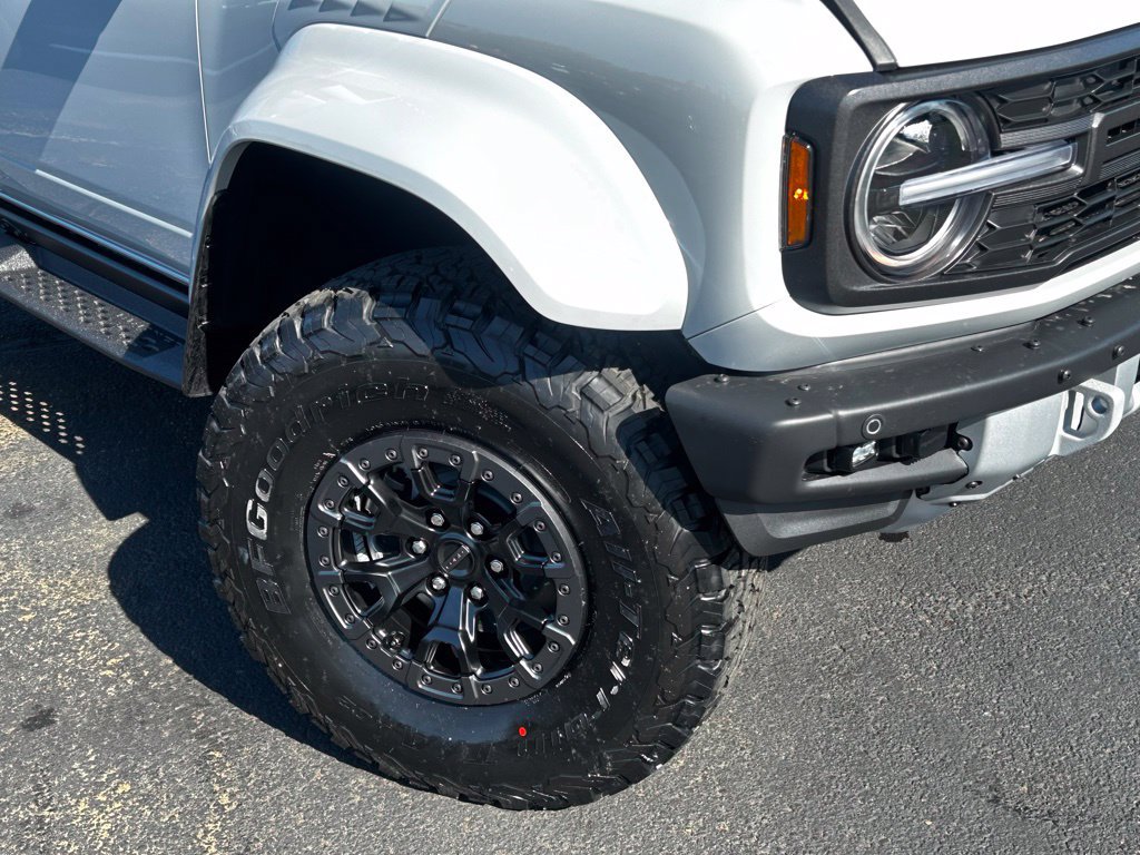 New 2026 Ford Bronco Raptor w/ Interior Carbon Fiber Pack AWD/4WD image 2