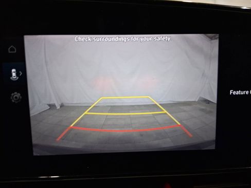 Used 2024 Hyundai Elantra SEL FWD image 29