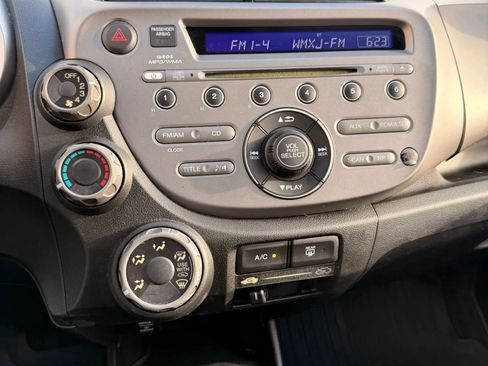 Used 2009 Honda Fit Sport image 17