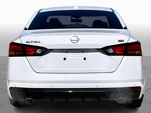Used 2024 Nissan Altima 2.5 SR w/ SR Premium Package image 5