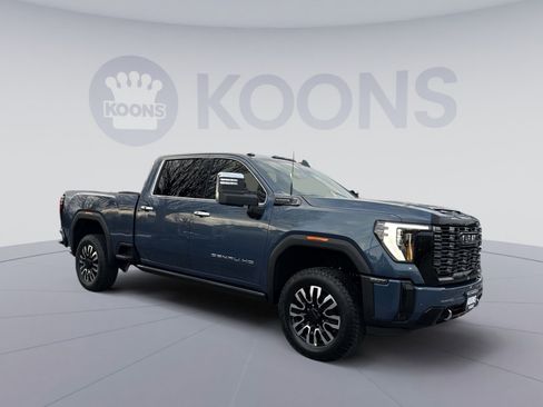 New 2026 GMC Sierra 3500 Denali Ultimate image 8