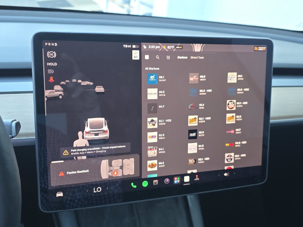 Used 2022 Tesla Model Y Performance AWD/4WD image 23
