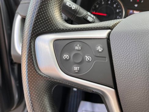 Used 2024 GMC Terrain SLE image 24