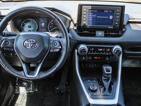 Used 2022 Toyota RAV4 SE w/ Convenience Package AWD/4WD image 15