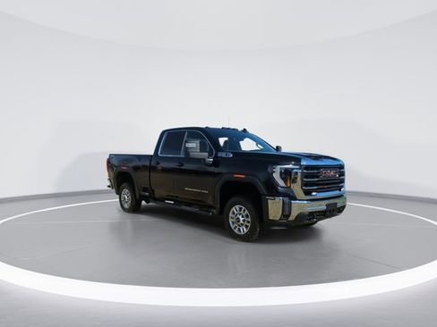 Used 2024 GMC Sierra 2500 SLE w/ SLE Convenience Package image 2