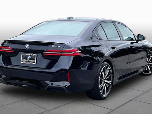 Used 2024 BMW 530i xDrive AWD/4WD image 12