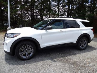 New 2026 Ford Explorer Active w/ Active Comfort Package