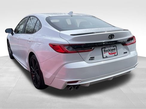 Used 2025 Toyota Camry XSE AWD/4WD image 5
