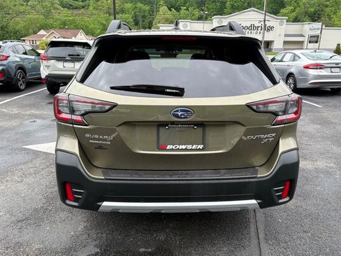 Used 2022 Subaru Outback Limited XT AWD/4WD image 4