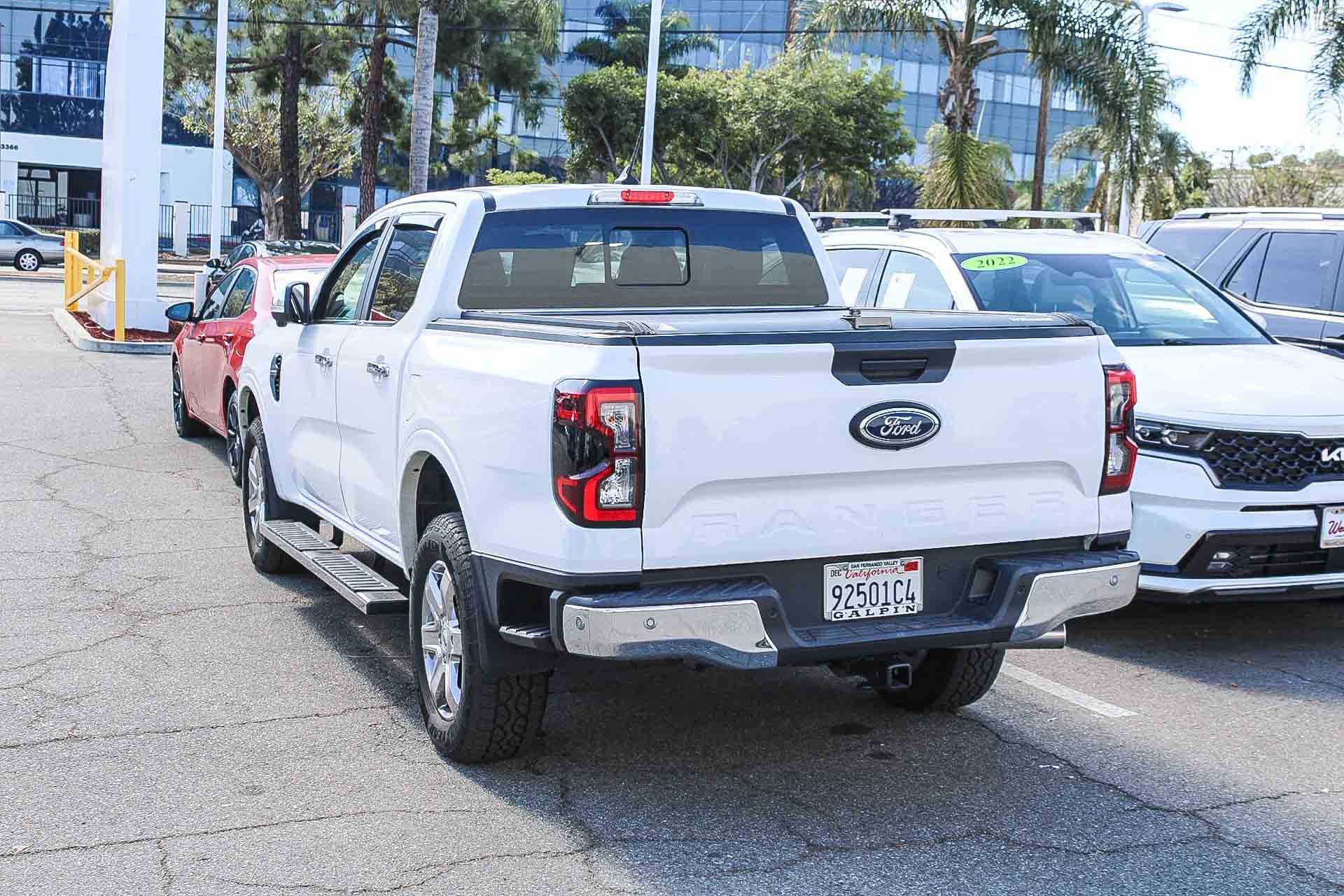 Used 2024 Ford Ranger Lariat RWD image 9