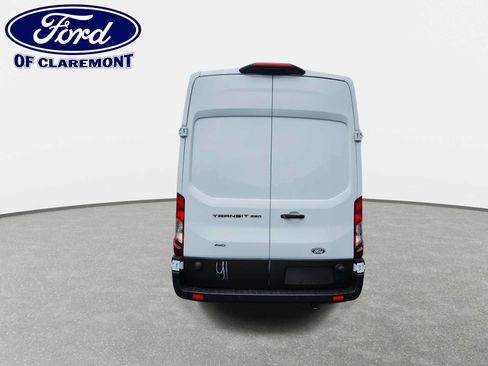 New 2026 Ford Transit 250 148 High Roof AWD image 17