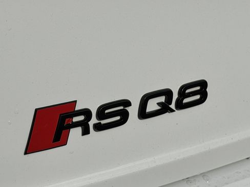 Used 2024 Audi RS Q8 image 17