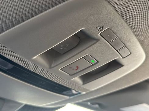 Used 2023 Nissan Ariya FWD image 24