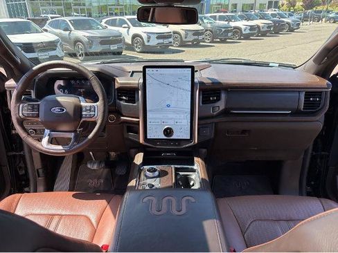 Used 2024 Ford Expedition Max King Ranch AWD/4WD image 9