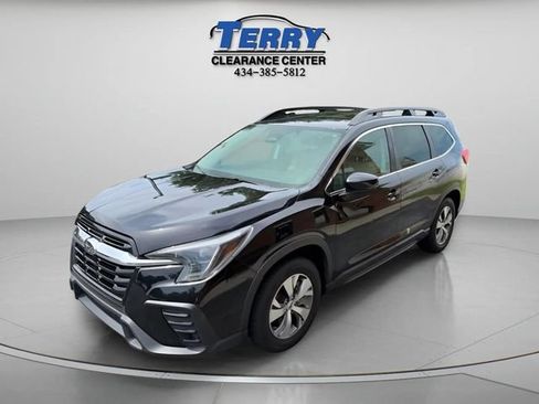 Used 2024 Subaru Ascent Premium w/ Convenience Package AWD/4WD image 3