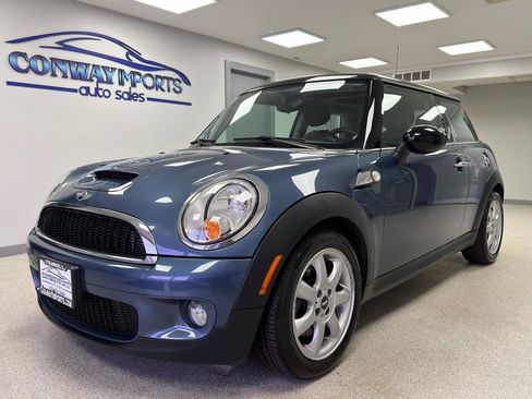 Used 2010 MINI Cooper S FWD image 1