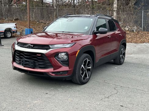 Used 2022 Chevrolet TrailBlazer RS w/ Sun and Liftgate Package image 7