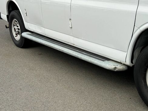 Used 2022 GMC Savana 2500 w/ Driver Convenience Package image 30