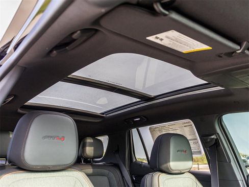 New 2026 GMC Terrain AT4 w/ Technology Package II image 17