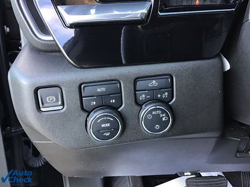 Used 2023 Chevrolet Silverado 1500 LT image 33