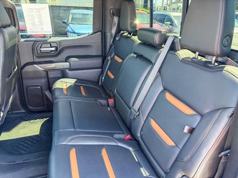 Used 2020 GMC Sierra 1500 AT4 w/ AT4 Premium Package AWD/4WD image 18