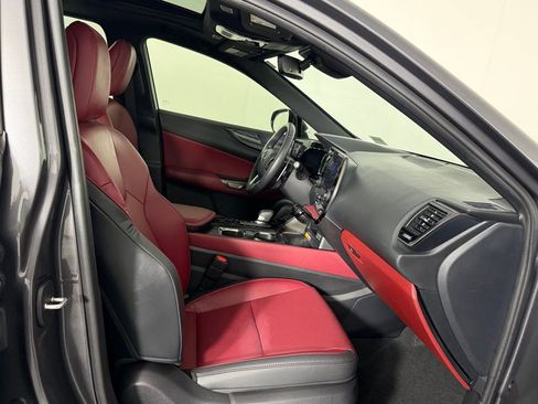 Used 2024 Lexus NX 250 FWD image 29