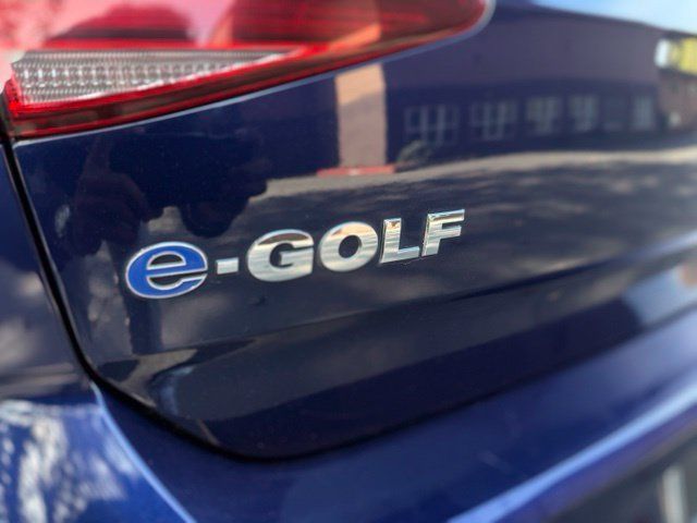 Used 2019 Volkswagen e-Golf SE FWD image 37