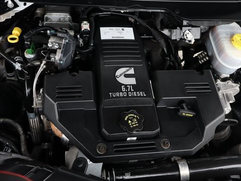 Used 2022 RAM 2500 Laramie image 12