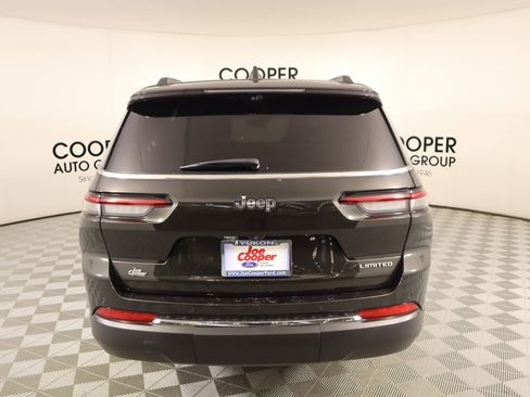 Used 2023 Jeep Grand Cherokee L Limited w/ Luxury Tech Group II image 23