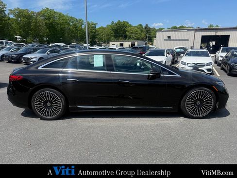 Used 2023 Mercedes-Benz EQS 580 4MATIC Sedan image 9