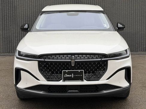 New 2026 Lincoln Nautilus Premier w/ Jet Appearance Package image 2