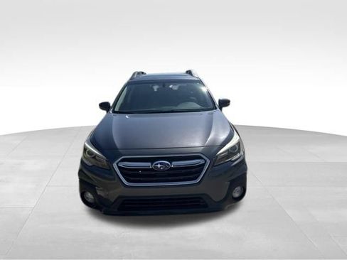 Used 2019 Subaru Outback 2.5i Limited AWD/4WD image 8