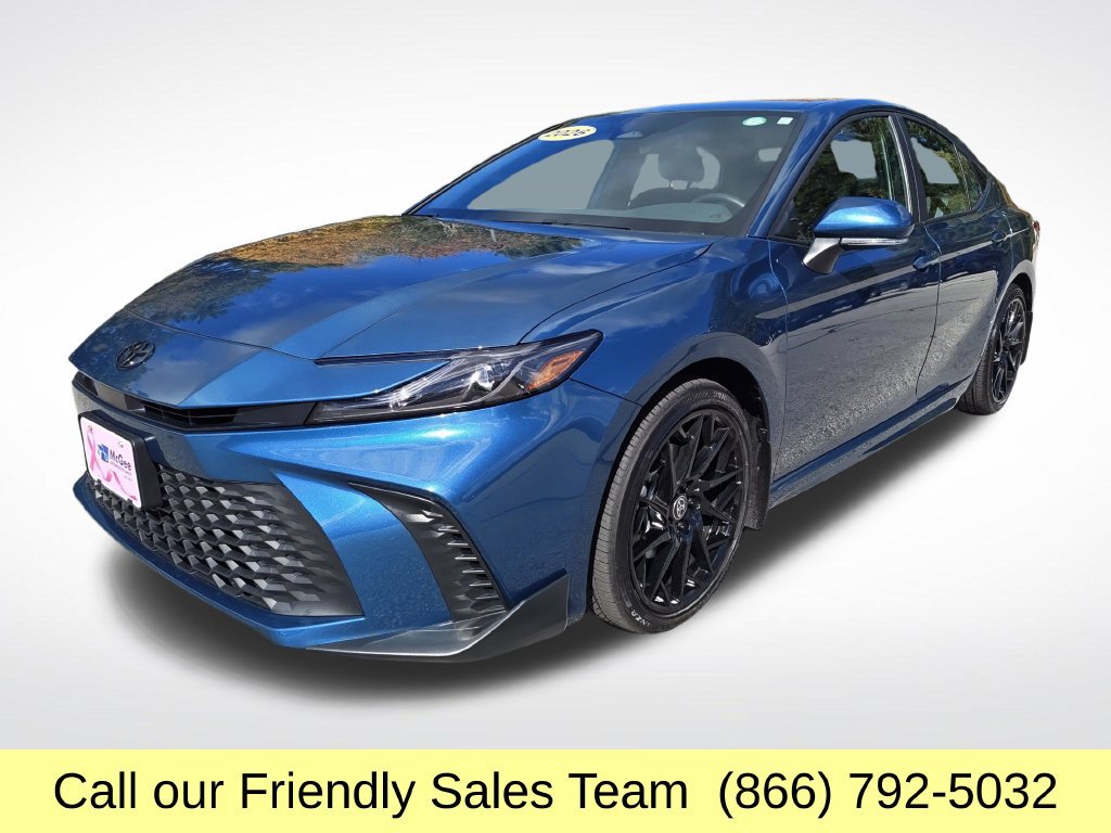 Certified 2026 Toyota Camry SE w/ Convenience Package FWD image 1