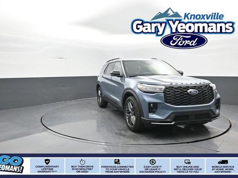 New 2026 Ford Explorer ST-Line w/ ST-Line Street Pack AWD/4WD image 1